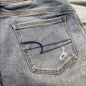 button zipper mom jean